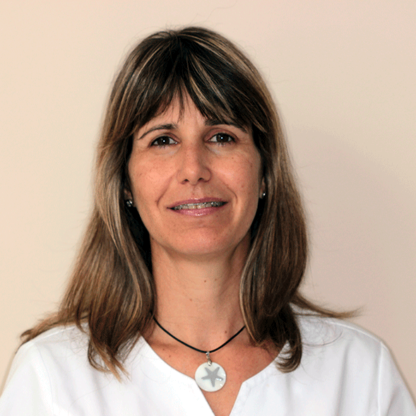 doctora Nerea Fulgueira, prostodoncia y estética dental